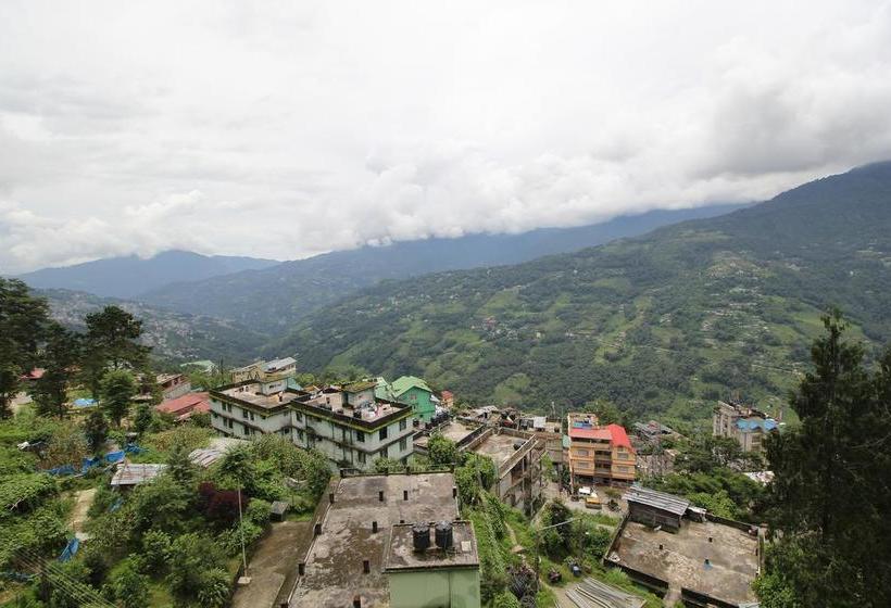 Hotel Oyo Rooms District Court 20