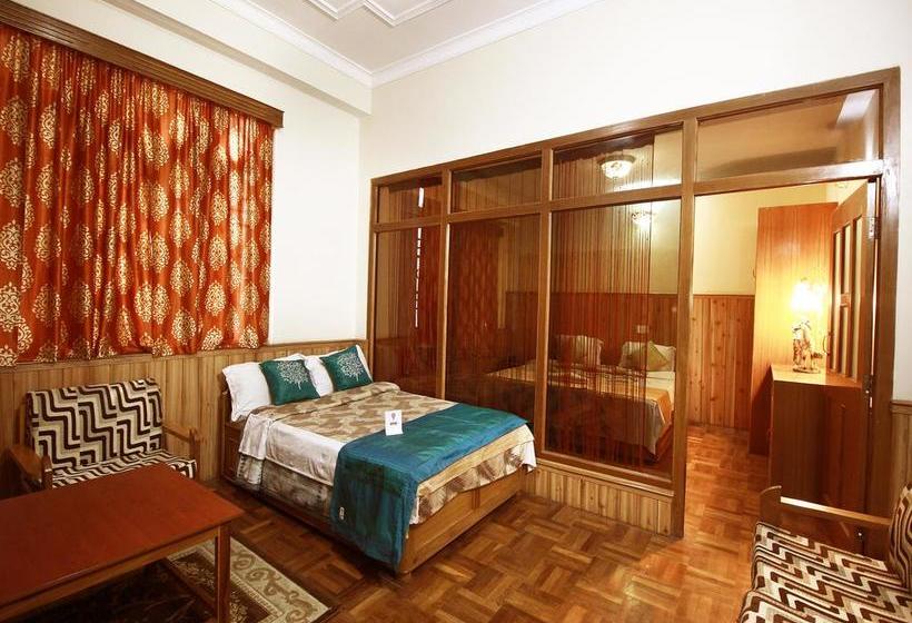 Hotel Oyo Rooms District Court 6