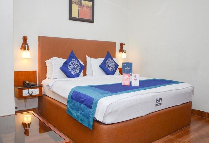 Hotel Oyo Rooms Mvp Colony Sector 1 12