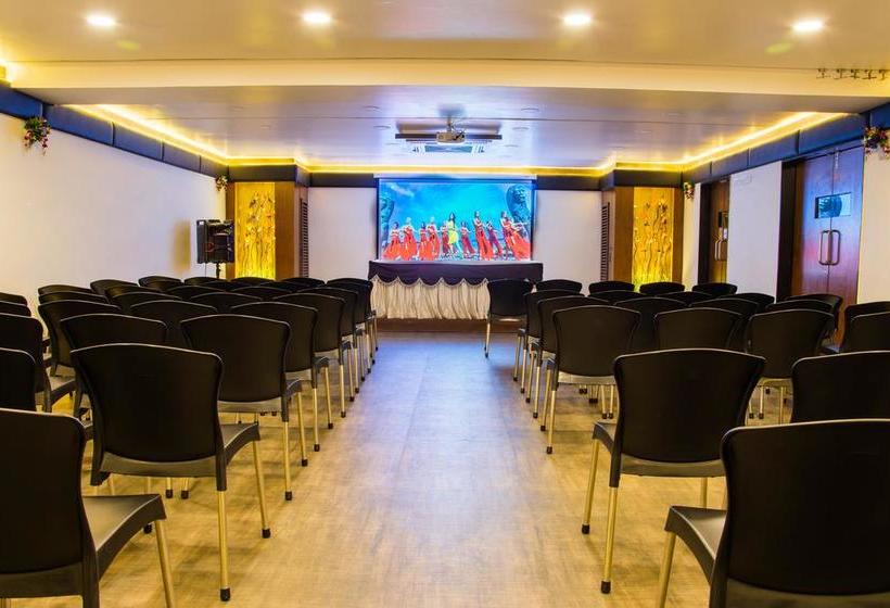 Hotel Oyo Rooms Mvp Colony Sector 1 7