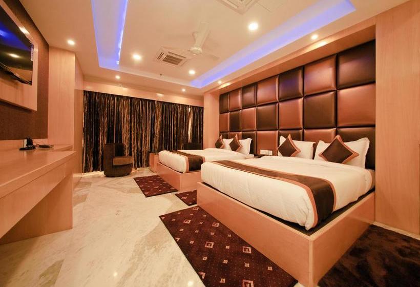 Hotel Oyo Premium Barabazar Mahatma Gandhi Road 11