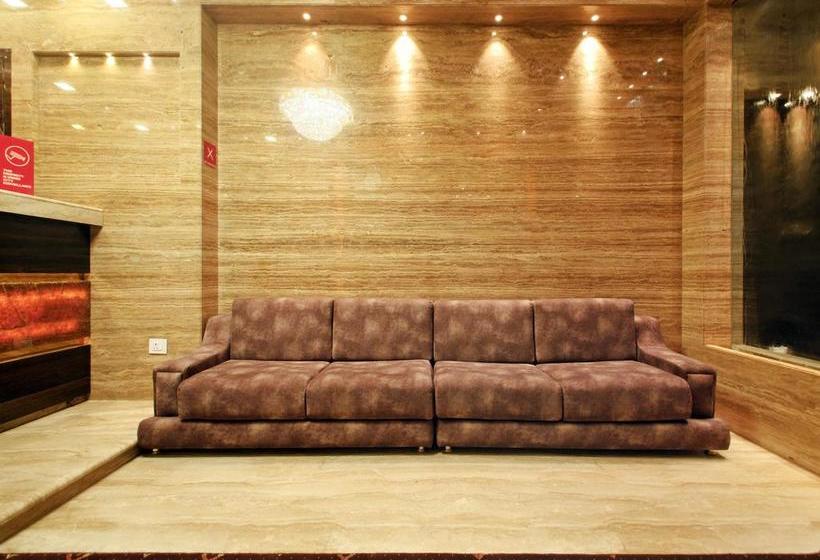 Hotel Oyo Premium Barabazar Mahatma Gandhi Road 2