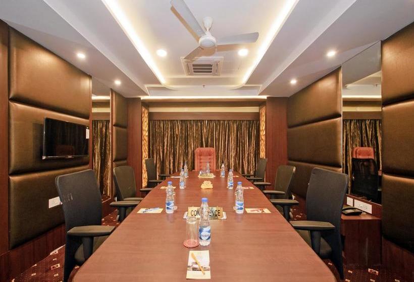 Hotel Oyo Premium Barabazar Mahatma Gandhi Road 5