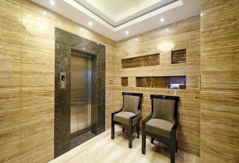 Hotel Oyo Premium Barabazar Mahatma Gandhi Road 6