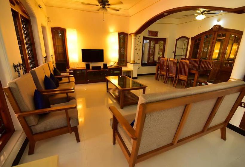 Bed and Breakfast Malar Homes 15