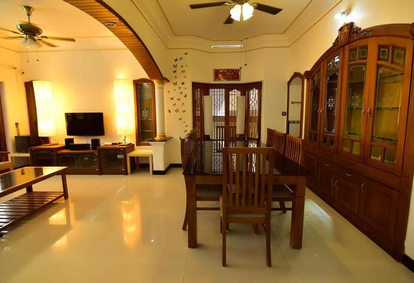 Bed and Breakfast Malar Homes 17