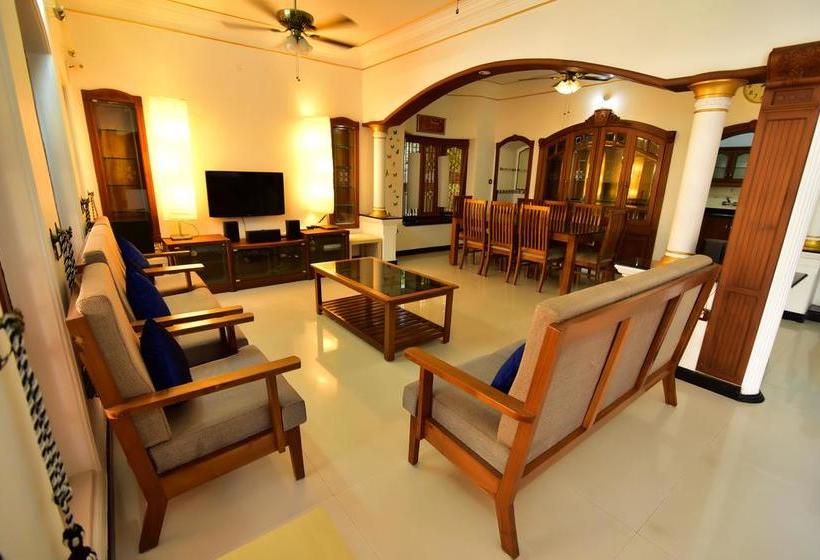 Bed and Breakfast Malar Homes 18