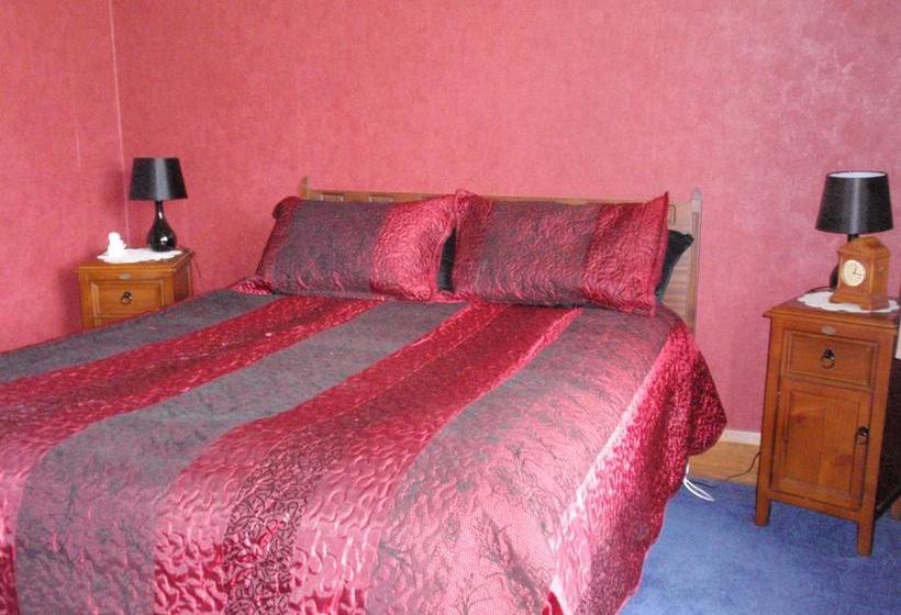 Bed and Breakfast Quirky Cottage 1