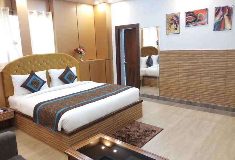 Hotel The Golden Sunrise 3