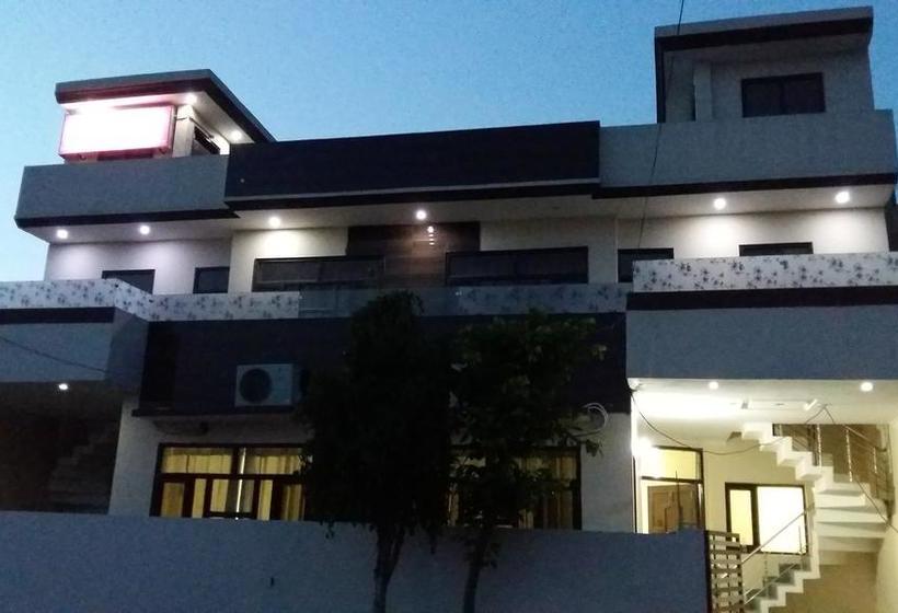 Hotel Sr Bhatia Residency Punjab