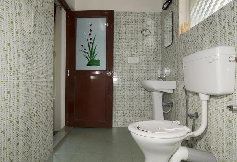 Bed and Breakfast Lizmerrycasa Homestay Kerala