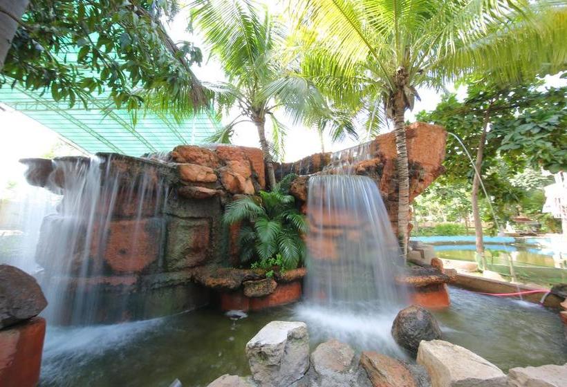 Motel The Village Resort 16