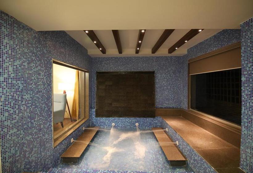 Motel The Village Resort 4