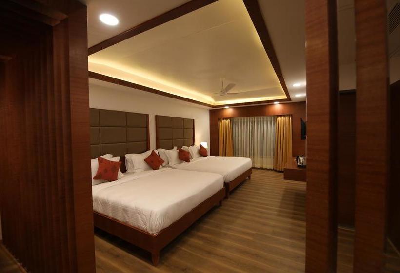 Motel The Village Resort 5