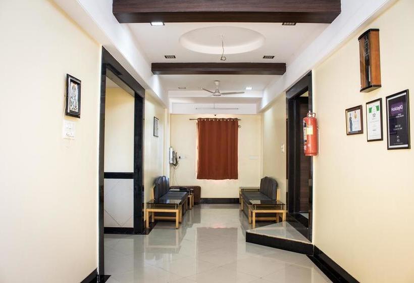 Hotel Aashish Deluxe 19