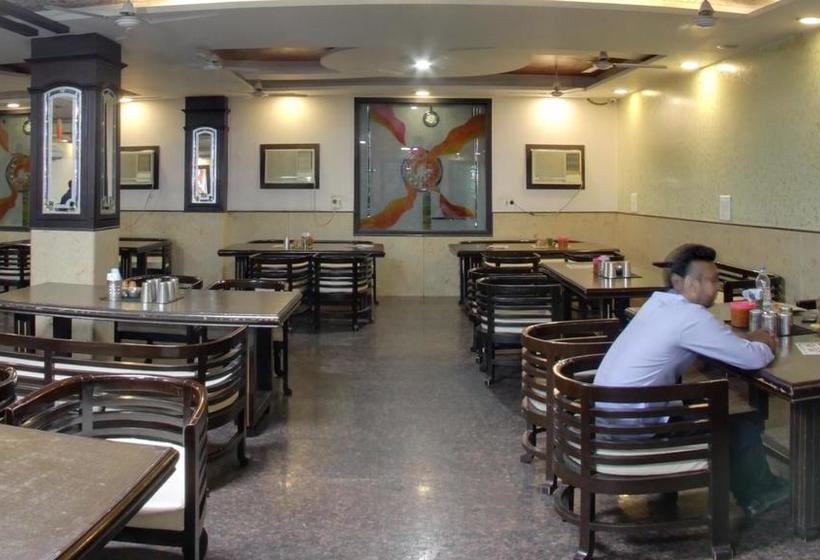 Hotel Jhilmil Dhaba 13