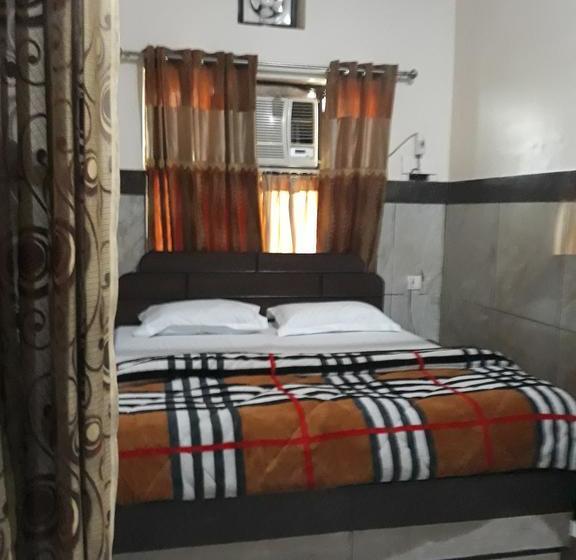 Hotel Jhilmil Dhaba 19