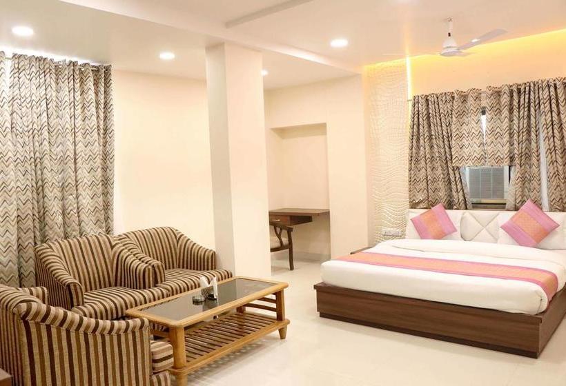 Hotel Manas Continental 4