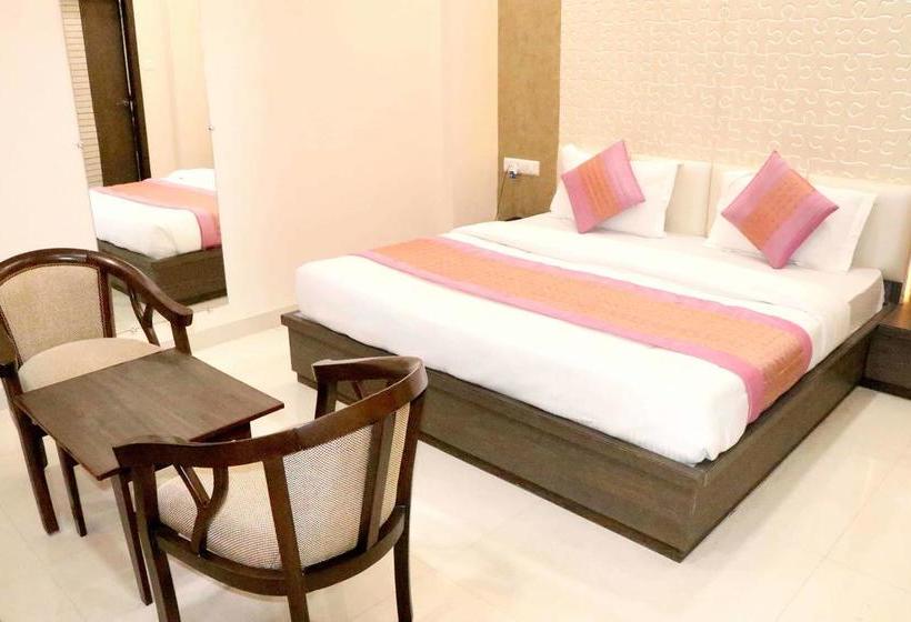 Hotel Manas Continental 7