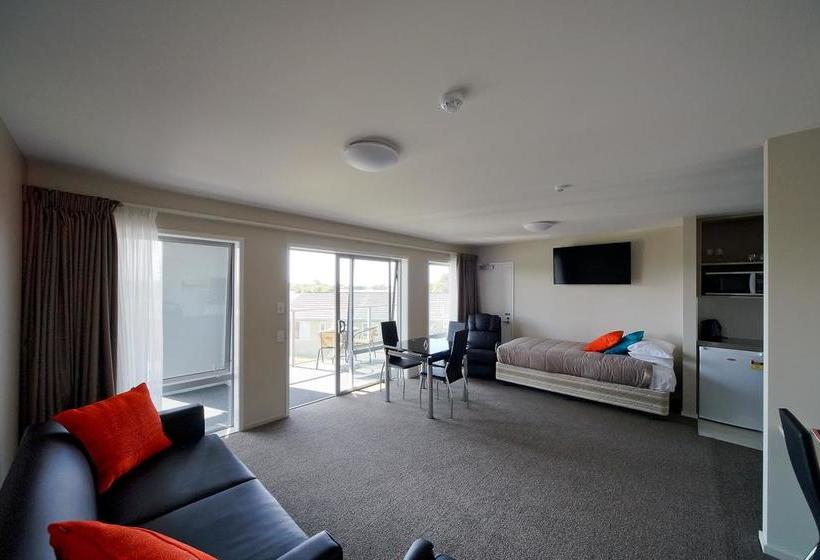 Coastal Ridge Motel 1