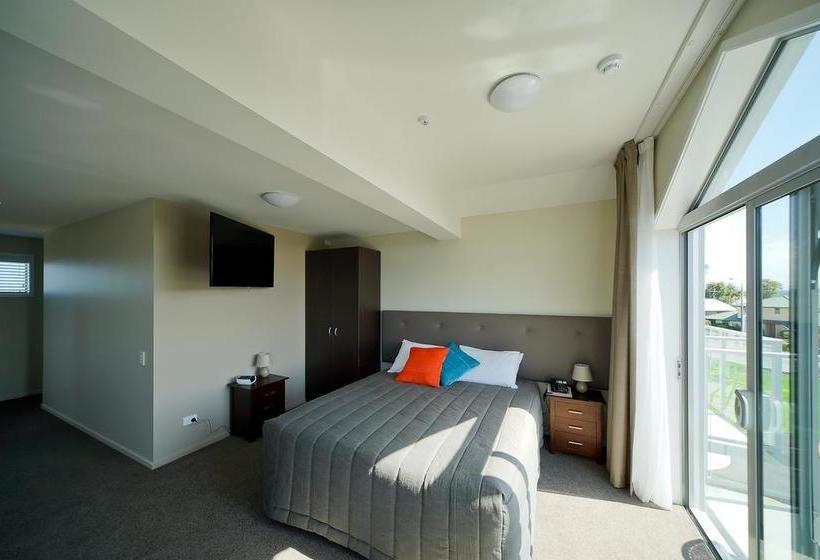 Coastal Ridge Motel 7