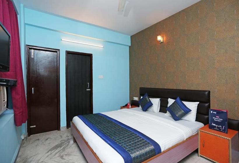 Hotel Savera Retreat 10