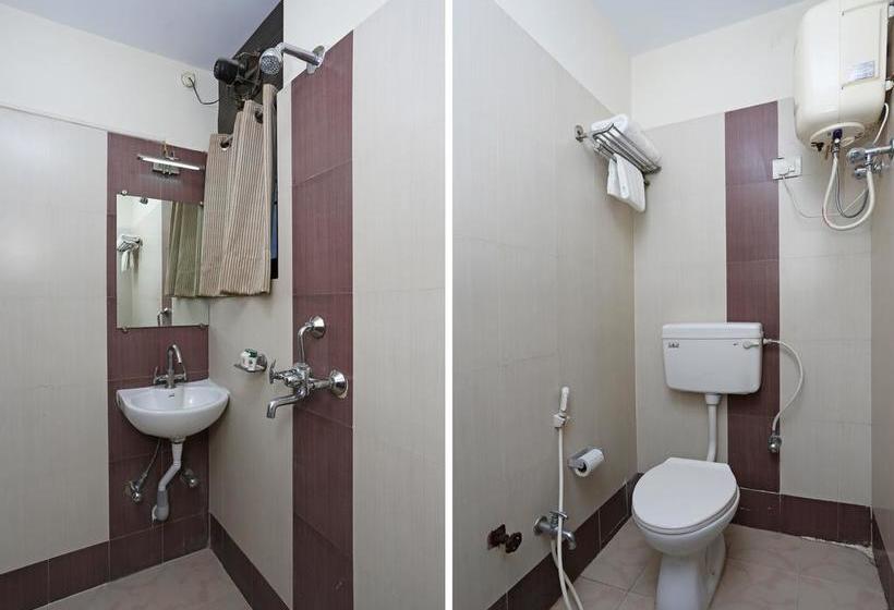 Hotel Savera Retreat 8