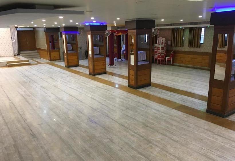 Hotel Kailash Presidency Bhopal 16