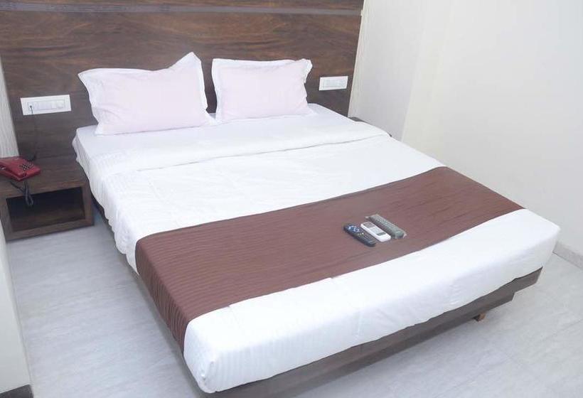 Hotel Hill View Residency 6