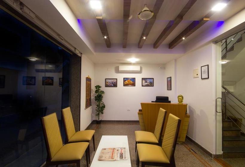 Hotel Central Platinum Suites