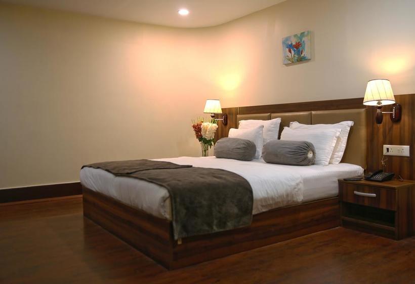 Hotel Amba Regency 10