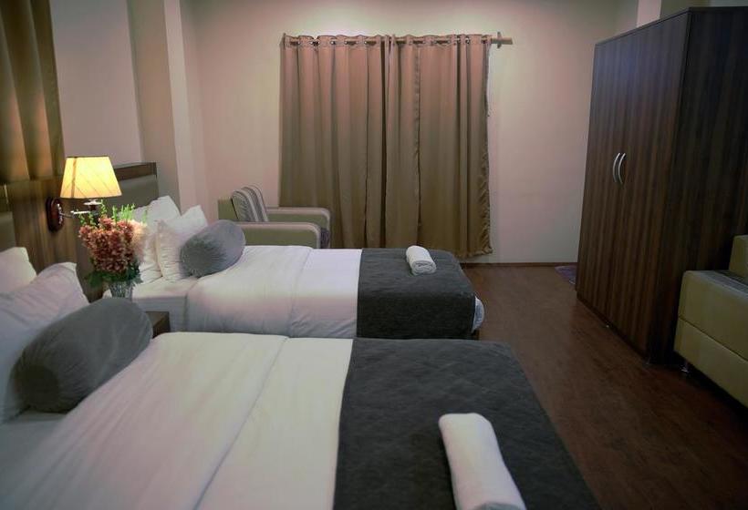 Hotel Amba Regency 2