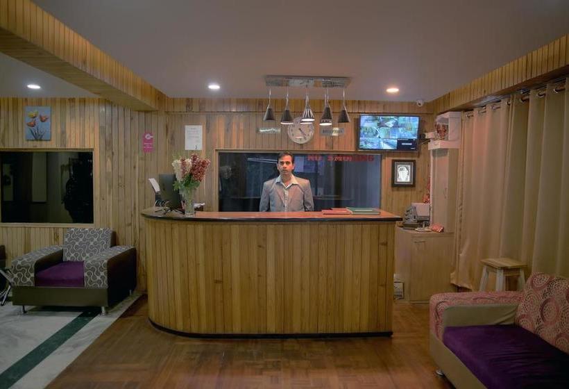 Hotel Amba Regency 20