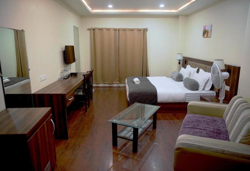 Hotel Amba Regency 7