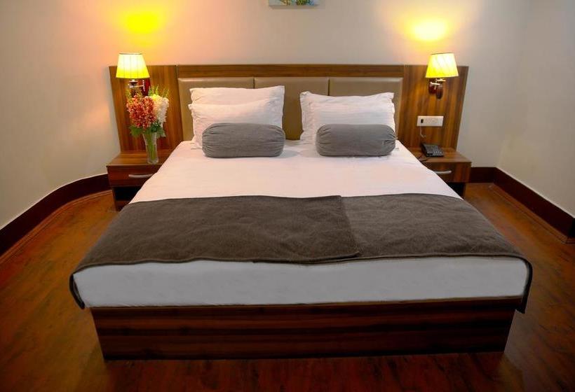 Hotel Amba Regency 8