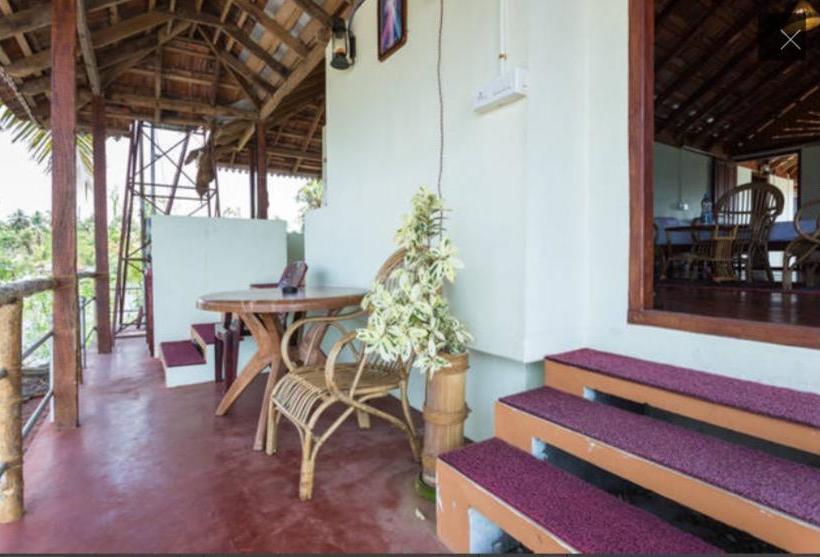 Bed and Breakfast Cherai Backwater Retreat 4
