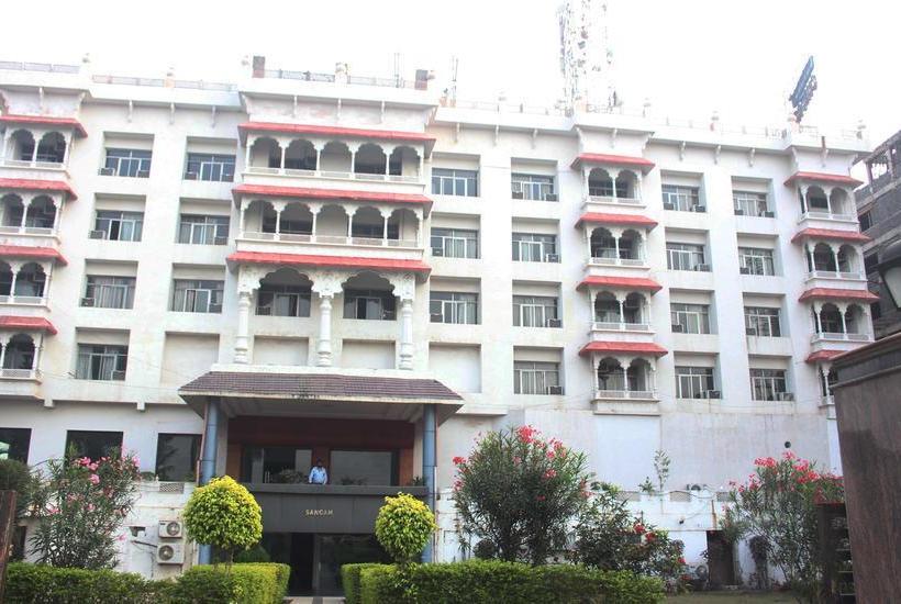 Hotel Vinayak International Raipur