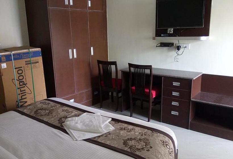 Hotel U S Executive Suites 7