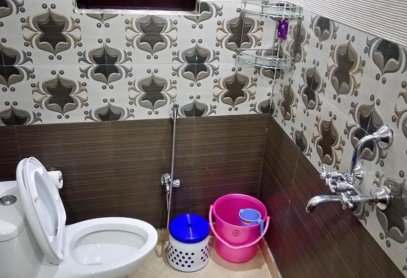 Hotel U S Executive Suites 9