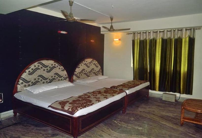 Hotel Palika Palace 8