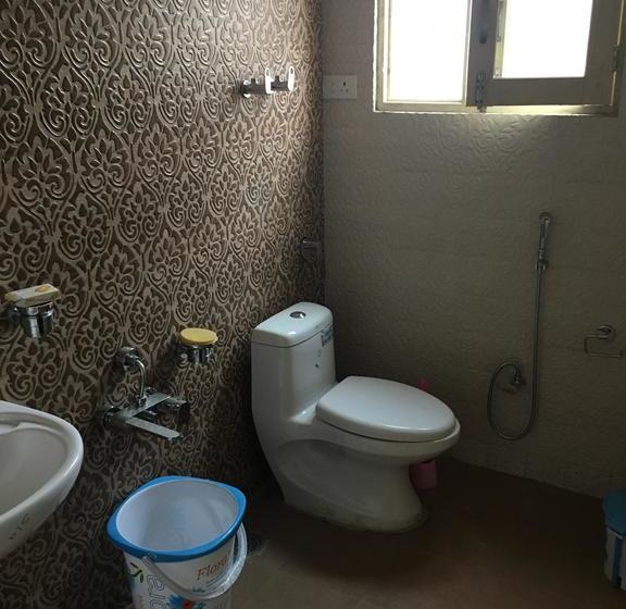 Hotel Royal Bahaar 12