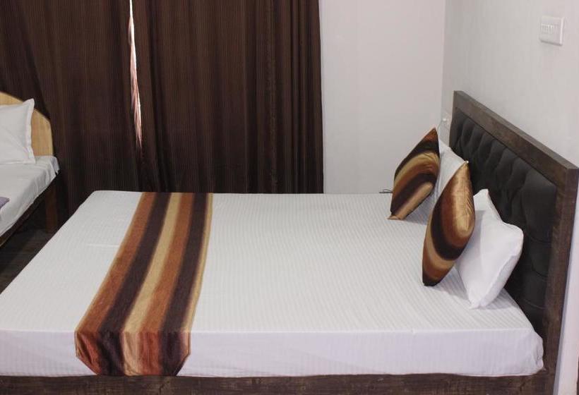 Hotel Royal Bahaar 4