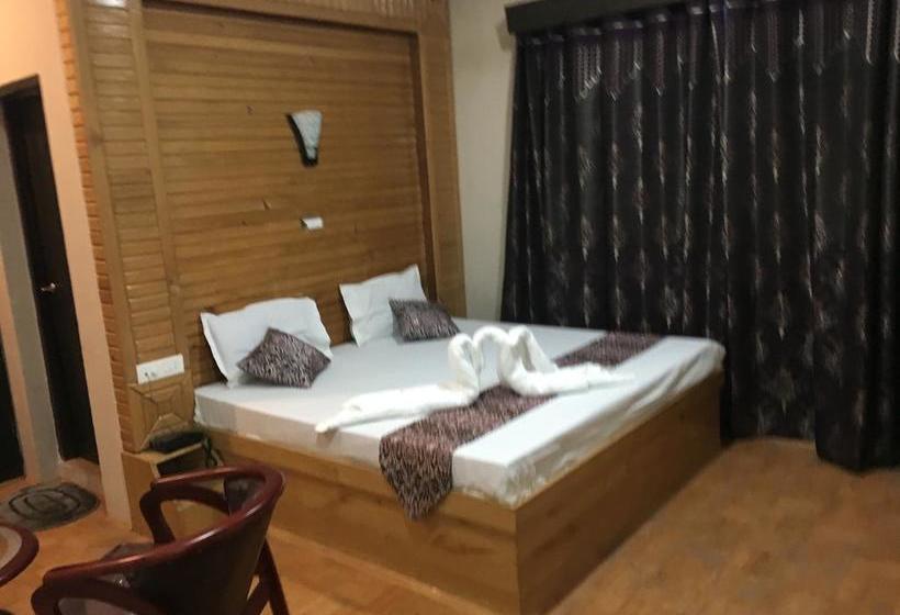 Hotel Royal Bahaar 7