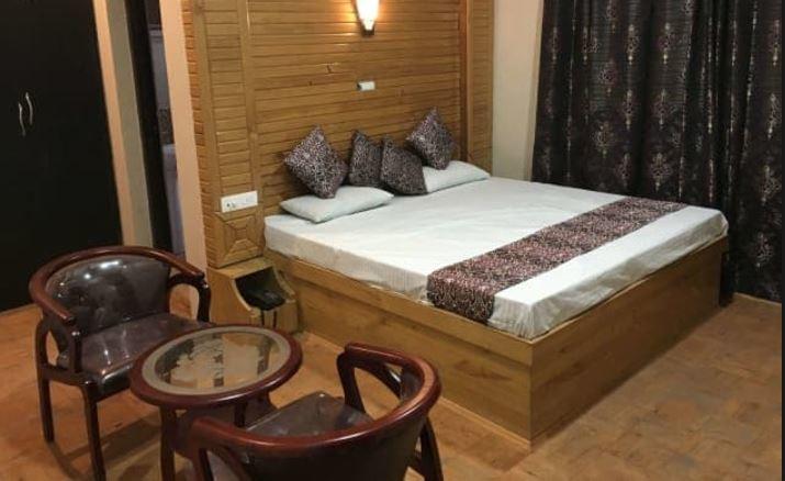 Hotel Royal Bahaar 8