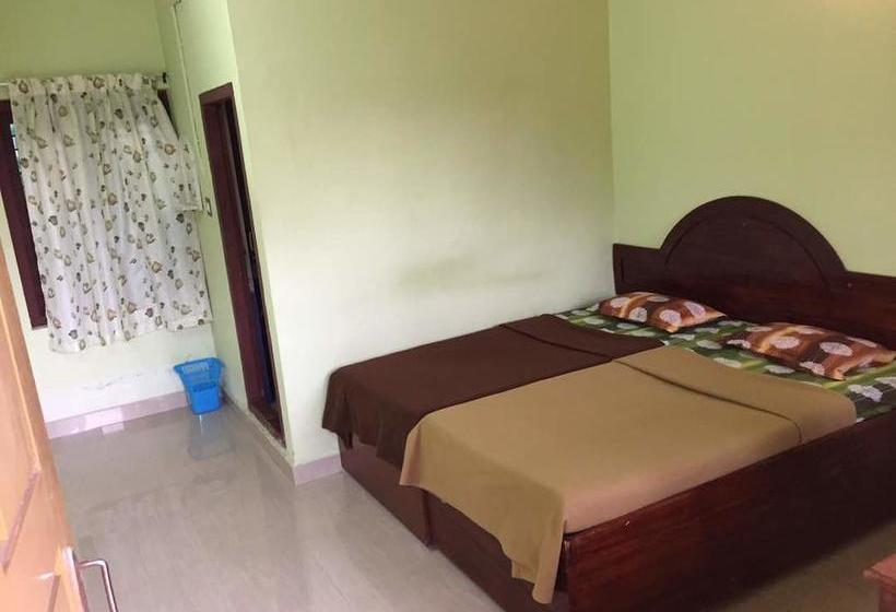 Bed and Breakfast Green Tree Residency 9