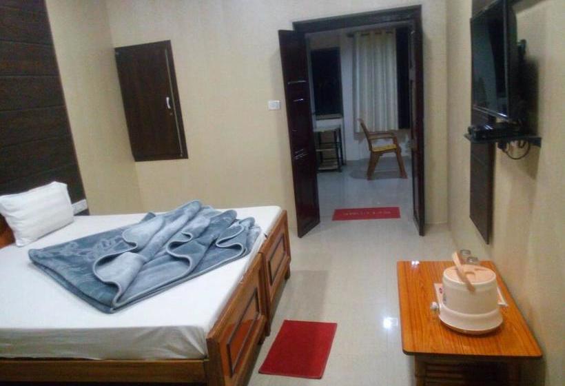 Hotel Bhagrath Tourist Rest House 8