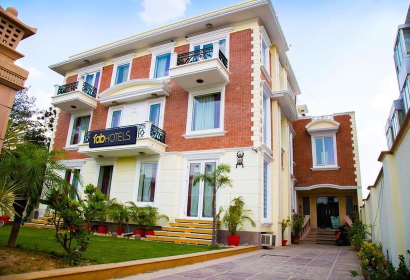 Fabhotel Good Care Residency