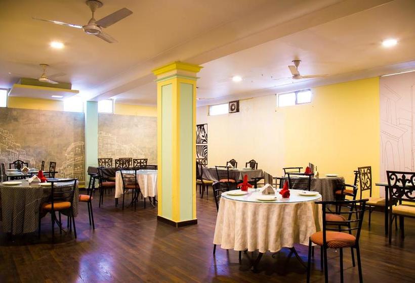 Fabhotel Good Care Residency 16