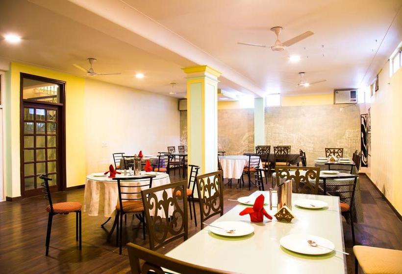 Fabhotel Good Care Residency 2