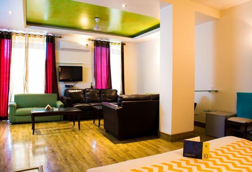 Fabhotel Good Care Residency 7